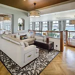 Somerville Ξενοδοχείο 4*