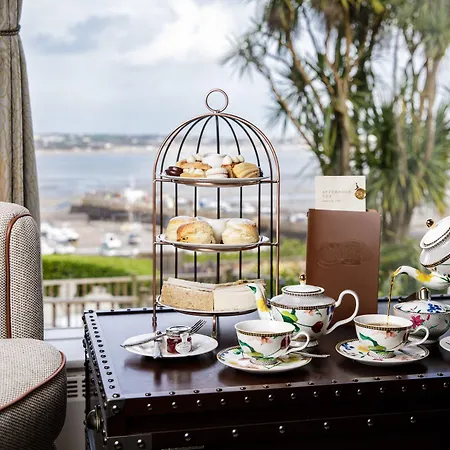 Somerville ホテル